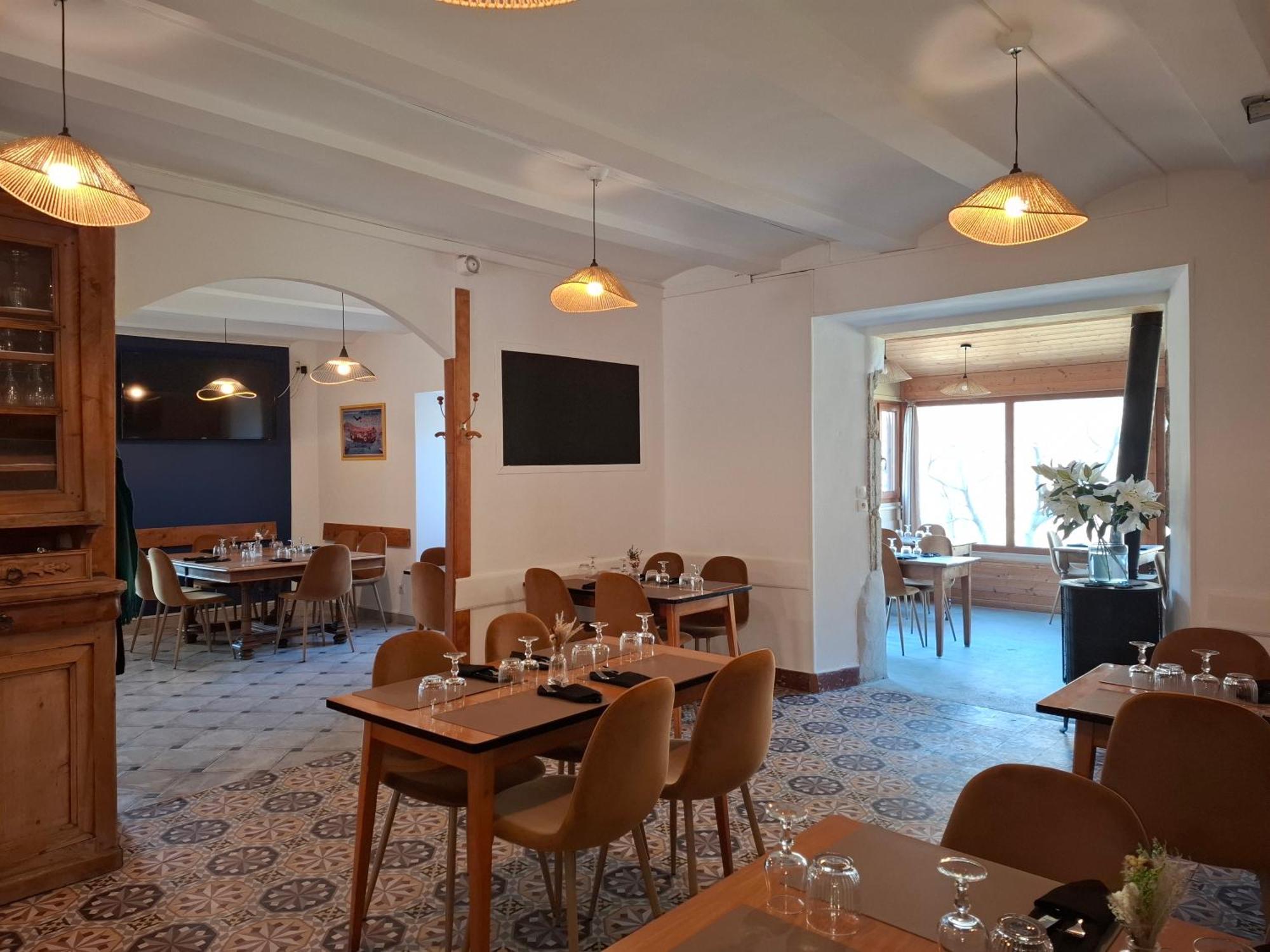 Arthea Hotel
